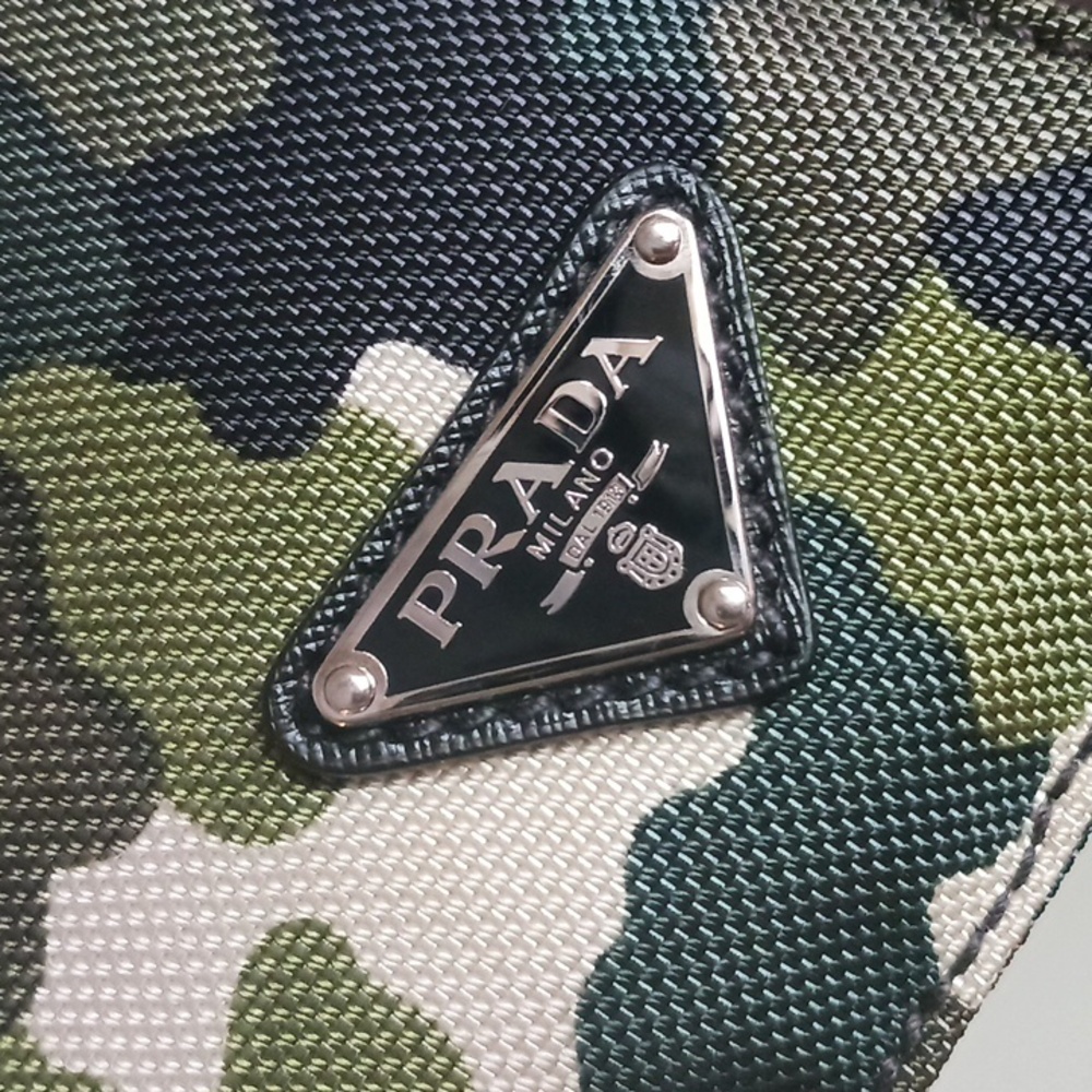 Prada Green Camo Canvas  Messenger Bag with Black Strap. - Picture 3 of 8